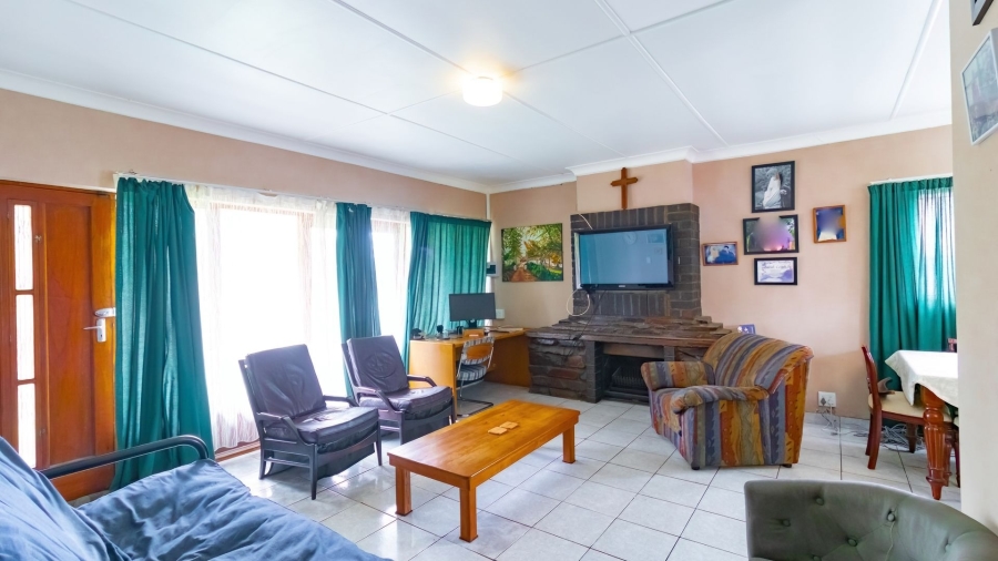 3 Bedroom Property for Sale in Cambridge Eastern Cape